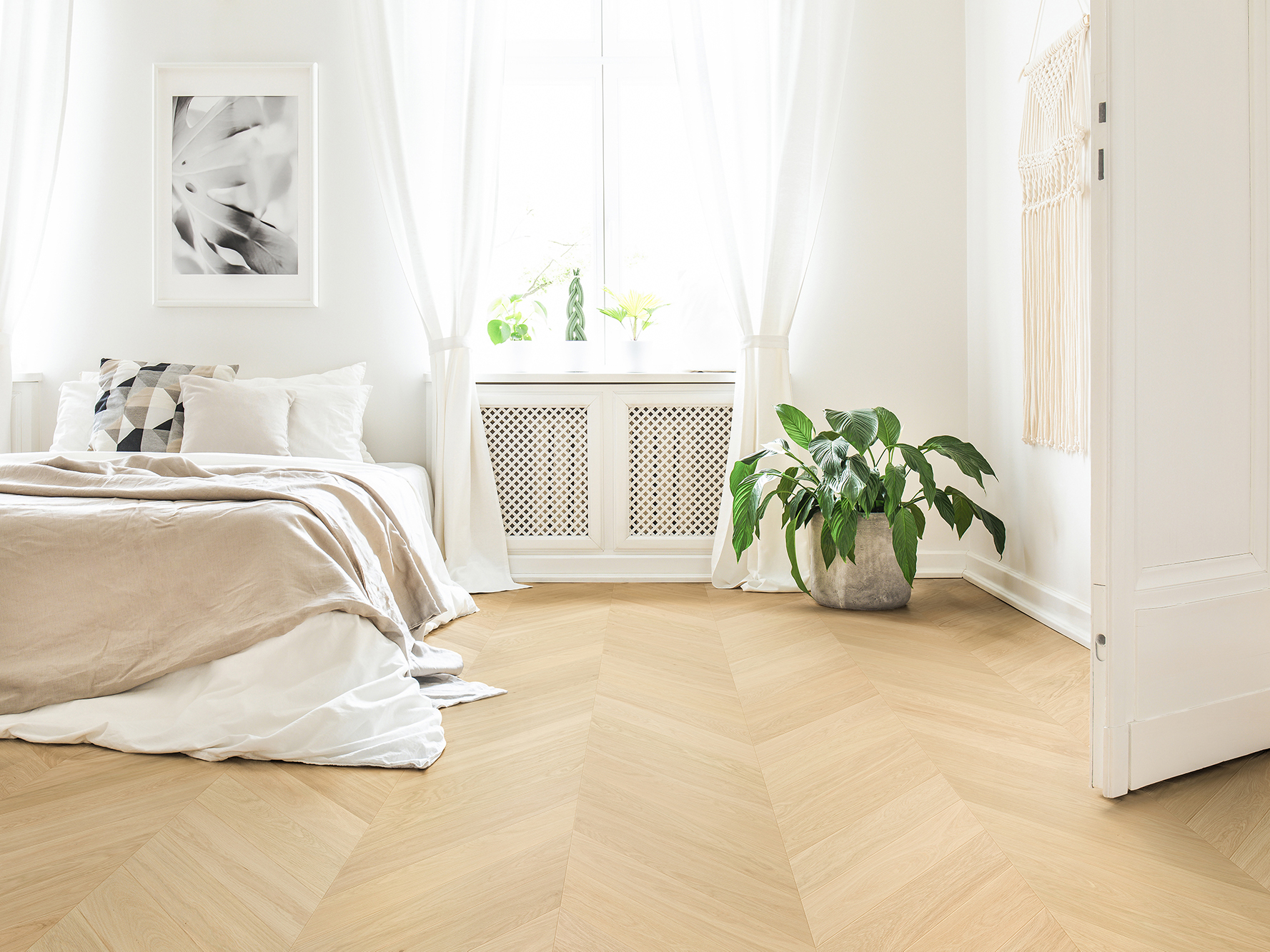 Wholesale Chevron Engineered Wood Flooring